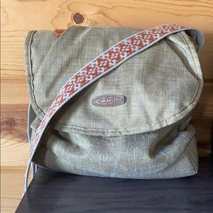 Keen Hybrid Messenger Purse